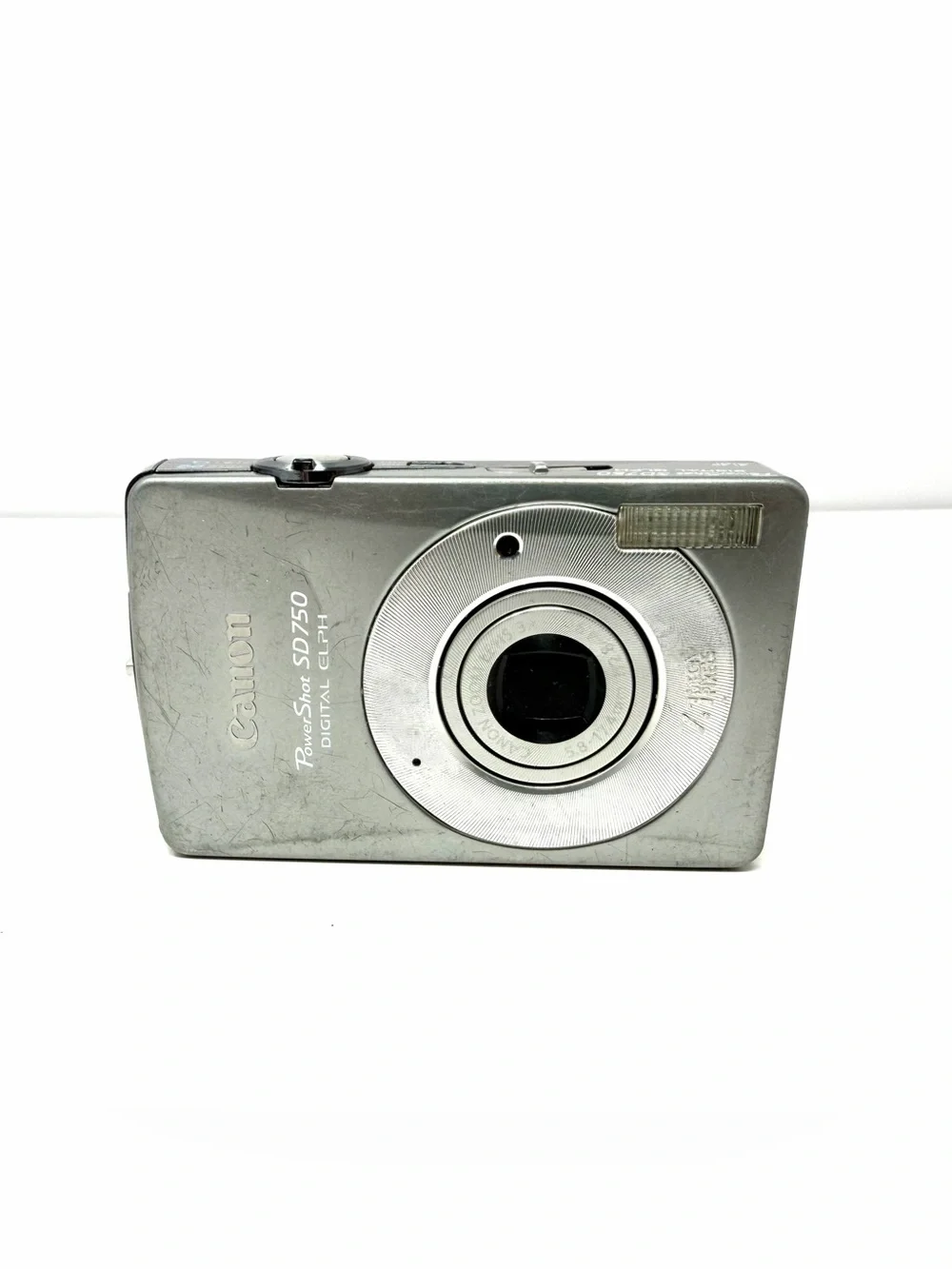 Canon PowerShot SD750 Digital ELPH 7.1 MP Silver Camera AS IS For Parts Repair